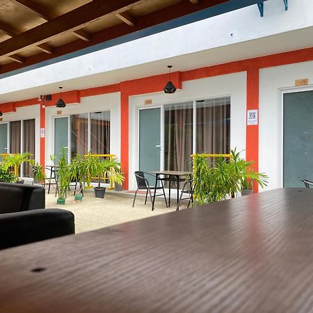 Dacha Thoddoo White Sand Buitenkant foto