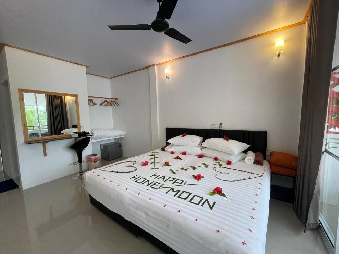 Dacha Thoddoo White Sand Buitenkant foto
