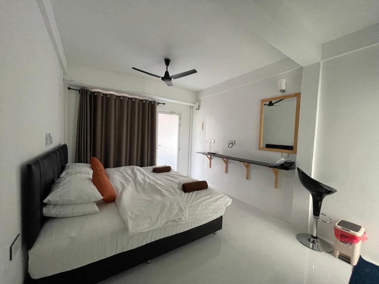 Dacha Thoddoo White Sand Buitenkant foto